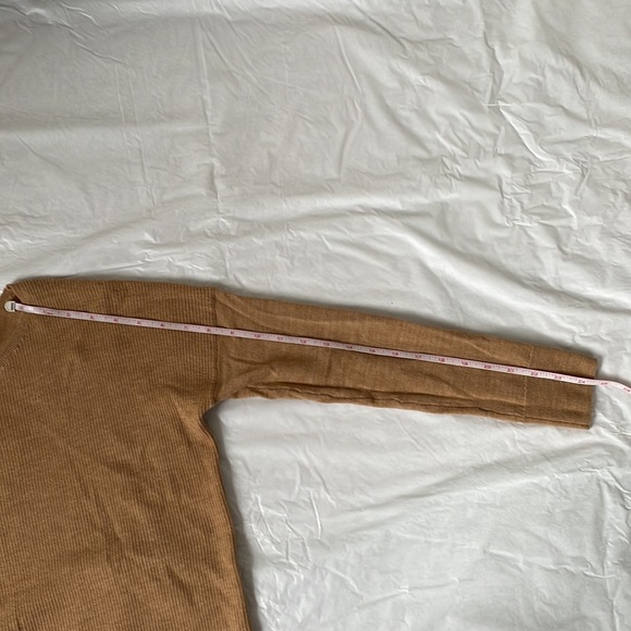 CYNTHIA ROWLEY Sweater with Long Sleeve Color-Light Brown Size- Small NWOT - Picture 8 of 12